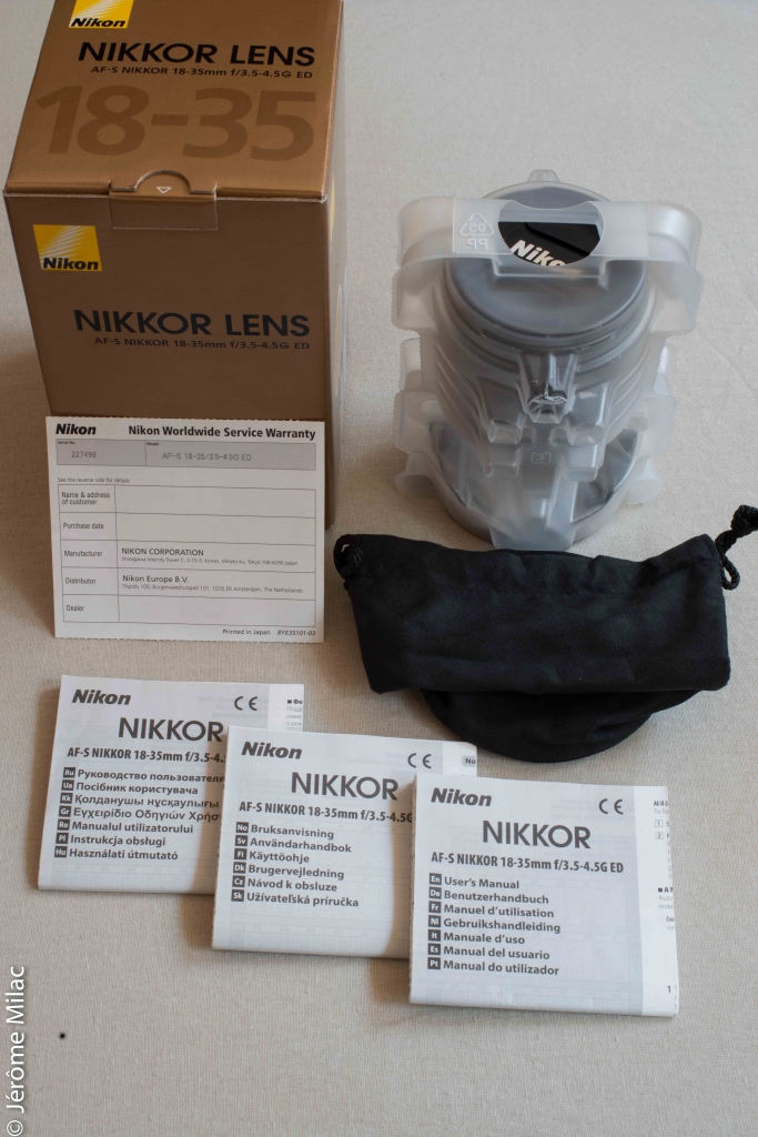 Unboxing Nikon 18-35