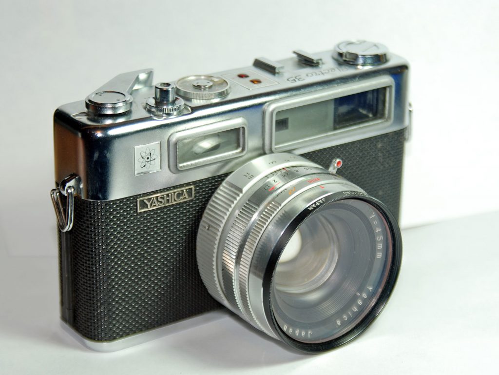 Appareil photo compact - Yashica digiFilm Y35 - Photoexposition.fr