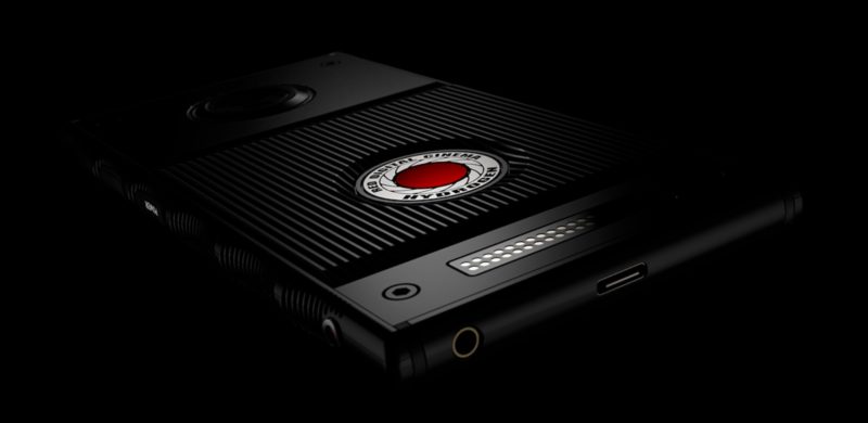 Red Hydrogen One holographic smartphone